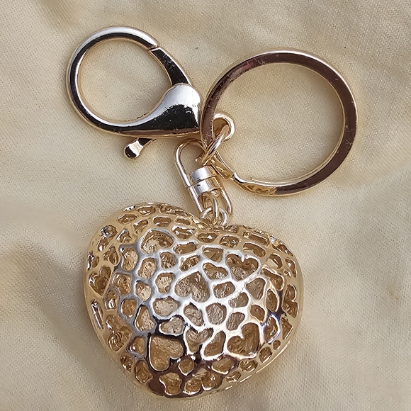 Heart ❤️ Keychain, Rose Gold Plating, pink & clear crystals, scratches,NWT - Picture 4 of 5